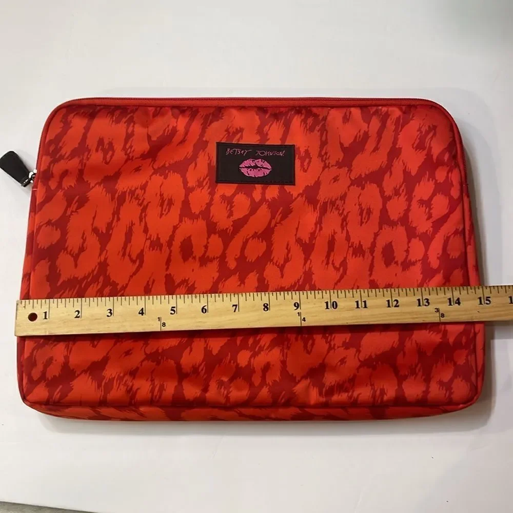Betsey Johnson Designer Laptop Sleeve Red Cheetah Trunk&Trolley Collection